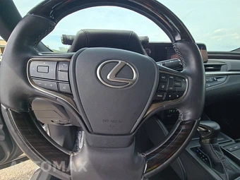 2019 Lexus ES 350 – miniatura 16