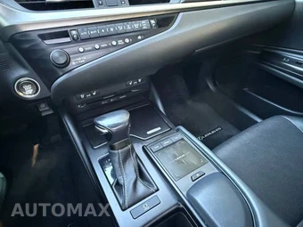 2019 Lexus ES 350 - miniatura 10