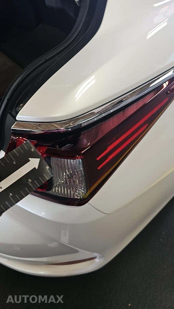 2019 Lexus ES 350 Luxury – miniatura 25