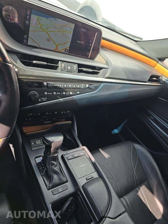 2019 Lexus ES 350 Ultra Luxury - miniatura 10