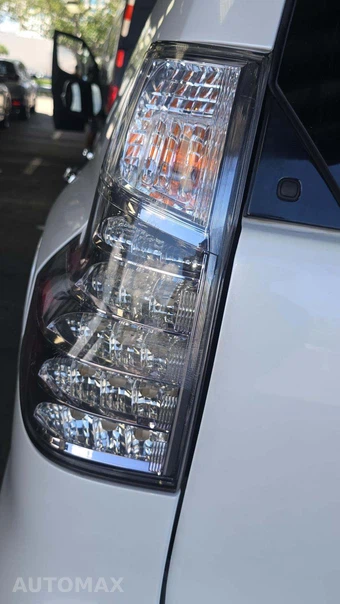 2019 Lexus GX 460 - miniatura 25