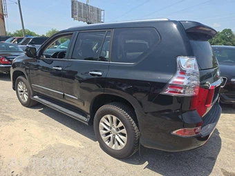 2019 Lexus GX 460 Premium – miniatura 2