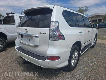 2019 Lexus GX 460 Premium – miniatura 3