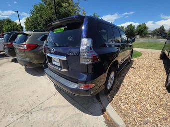 2019 Lexus GX 460 Premium – miniatura 3