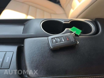2019 Lexus IS 300 F SPORT - miniatura 8