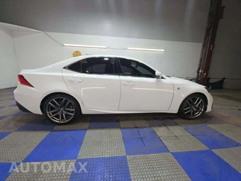 2019 Lexus IS 300 F SPORT - miniatura 4
