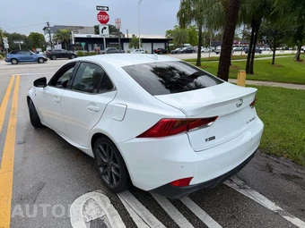 2019 Lexus IS 300 F SPORT - miniatura 3