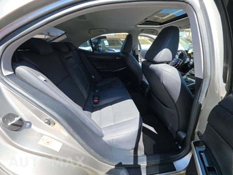 2019 Lexus IS 300 – miniatura 16