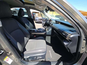 2019 Lexus IS 300 – miniatura 18
