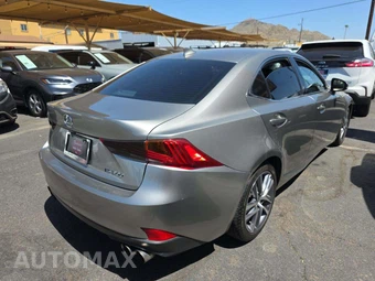 2019 Lexus IS 300 – miniatura 3