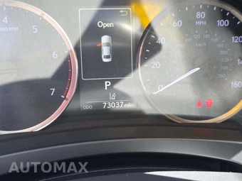 2019 Lexus IS 300 – miniatura 9