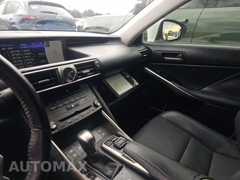 2019 Lexus IS 300 - miniatura 11