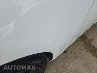 2019 Lexus IS 300 – miniatura 18