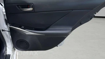 2019 Lexus IS 300 - miniatura 10