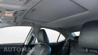 2019 Lexus IS 300 - miniatura 33