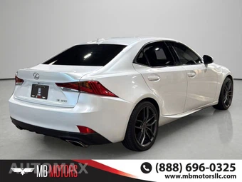 2019 Lexus IS 300 - miniatura 4