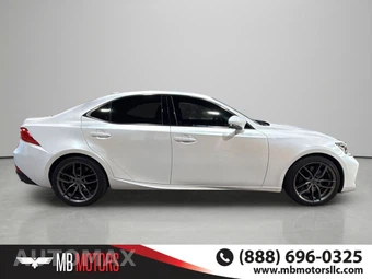 2019 Lexus IS 300 - miniatura 5