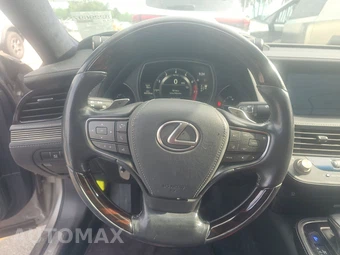 2019 Lexus LS 500 – miniatura 10
