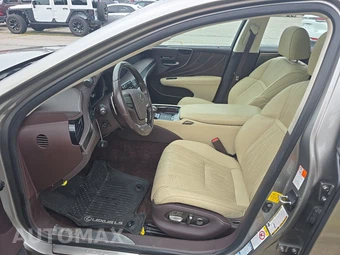 2019 Lexus LS 500 – miniatura 7
