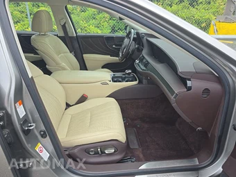 2019 Lexus LS 500 – miniatura 8