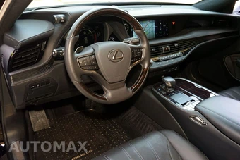 2019 Lexus LS 500 - miniatura 2