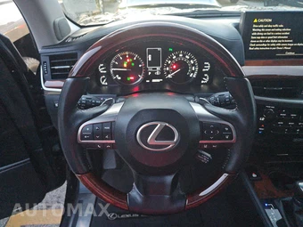 2019 Lexus LX 570 Three-Row – miniatura 10