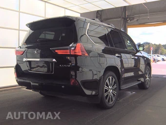 2019 Lexus LX 570 Three-Row – miniatura 4