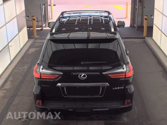 2019 Lexus LX 570 Three-Row – miniatura 5