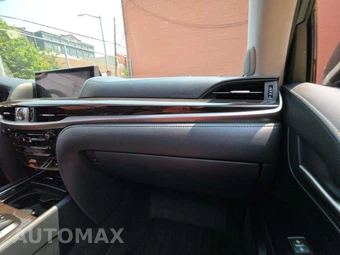 2019 Lexus LX 570 Three-Row - miniatura 17