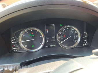2019 Lexus LX 570 Three-Row - miniatura 6