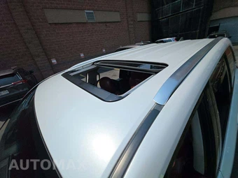 2019 Lexus LX 570 Three-Row - miniatura 9