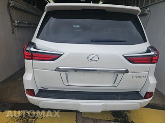 2019 Lexus LX 570 Three-Row - miniatura 5