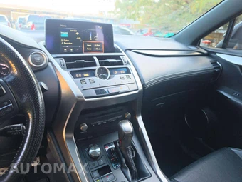 2019 Lexus NX 300 F SPORT - miniatura 10