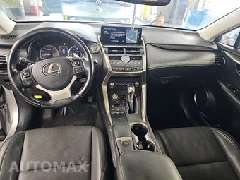 2019 Lexus NX 300 - miniatura 11