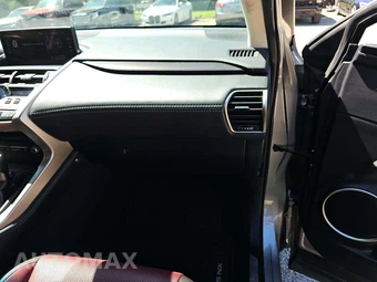 2019 Lexus NX 300 – miniatura 16