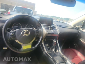 2019 Lexus NX 300 – miniatura 11