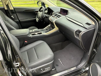 2019 Lexus NX 300 - miniatura 13
