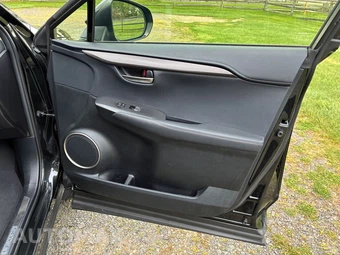 2019 Lexus NX 300 - miniatura 14