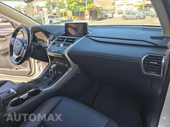 2019 Lexus NX 300 – miniatura 19