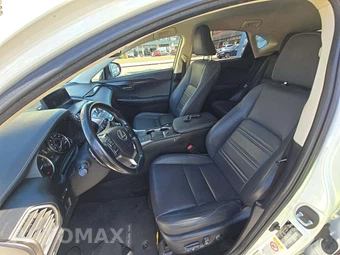 2019 Lexus NX 300 – miniatura 6