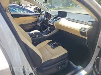 2019 Lexus NX 300 – miniatura 8