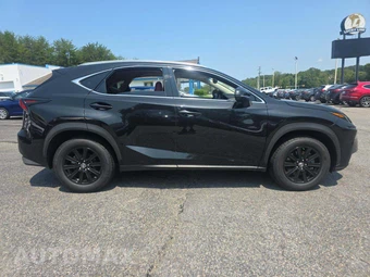 2019 Lexus NX 300 - miniatura 4