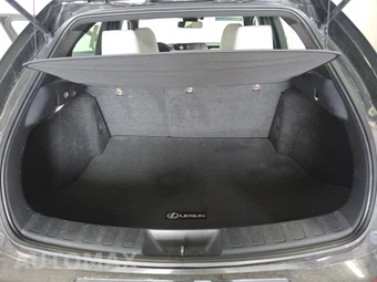 2019 Lexus UX 200 - miniatura 16