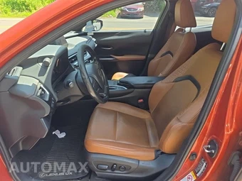 2019 Lexus UX 200 - miniatura 13