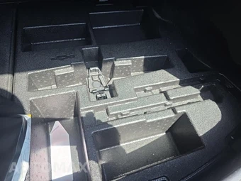 2019 Lexus UX 200 - miniatura 7