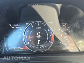 2019 Lexus UX 200 - miniatura 12