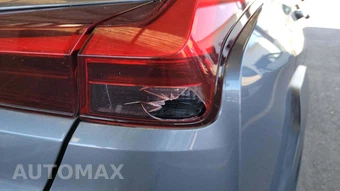 2019 Lexus UX 200 - miniatura 32