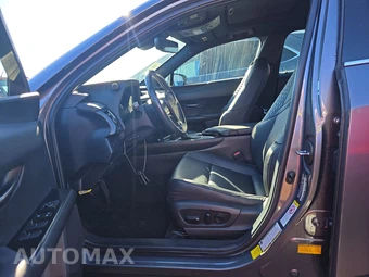 2019 Lexus UX 200 - miniatura 7