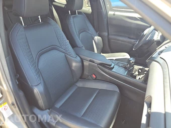 2019 Lexus UX 200 – miniatura 8