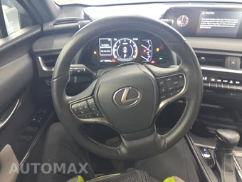 2019 Lexus UX 200 - miniatura 10